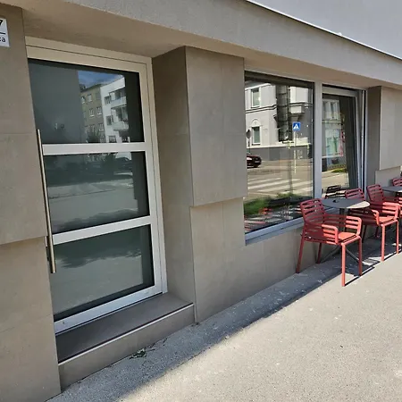 Uplne Novy Kvetinka V Centre Ziliny