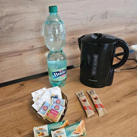 Kvetinka V Centre Ziliny S Kaviarnou Appartement Žilina