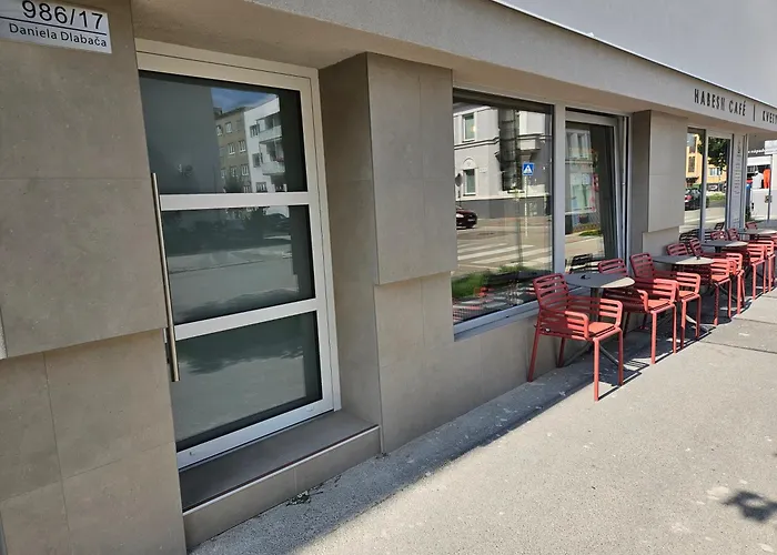 Uplne Novy Kvetinka V Centre Ziliny